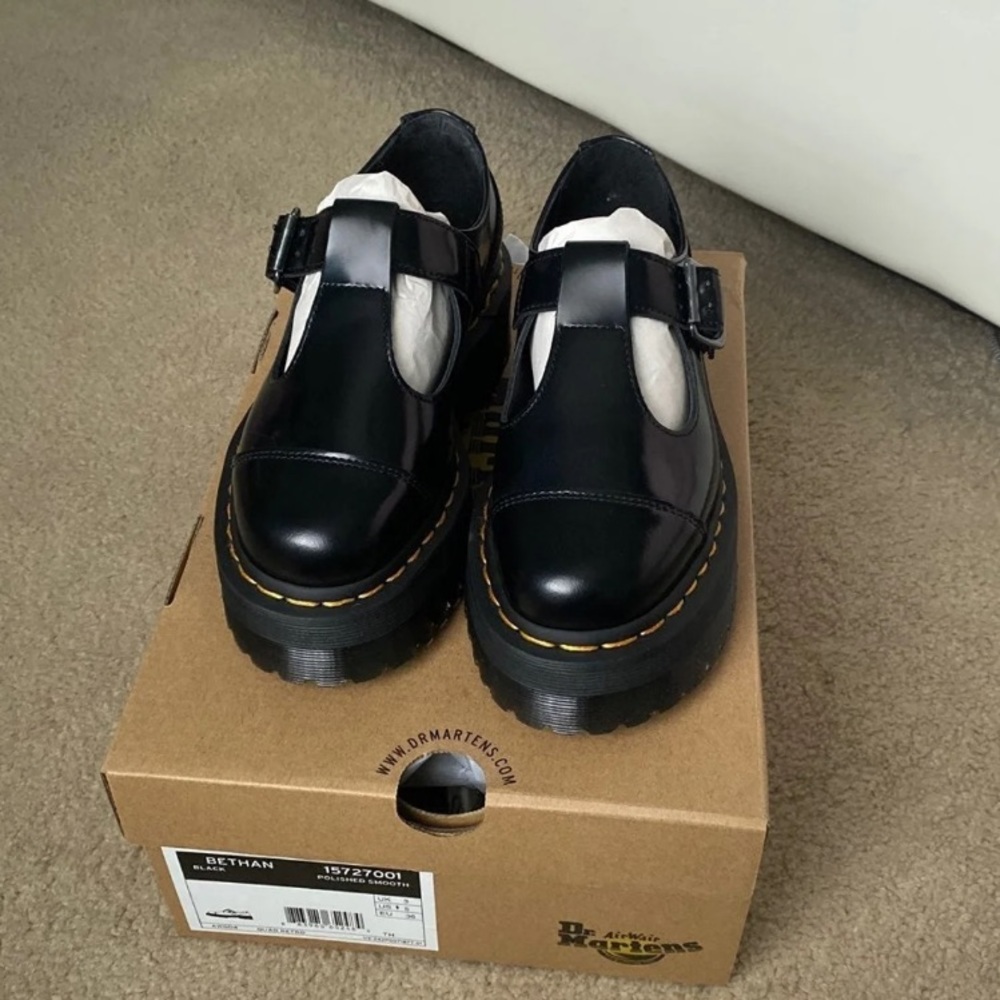 NIB Dr. Martens Bethan